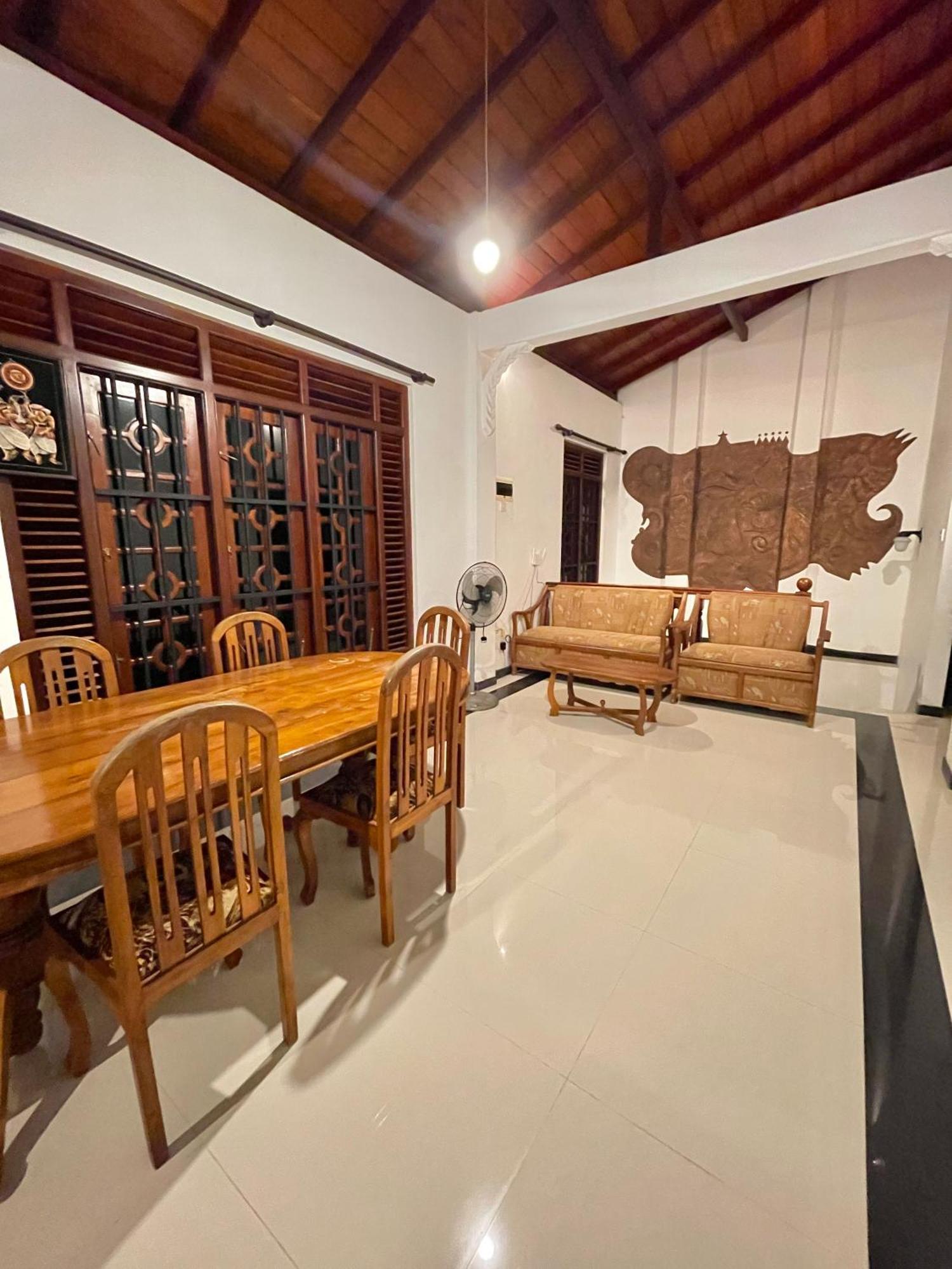 Villa Warusha *